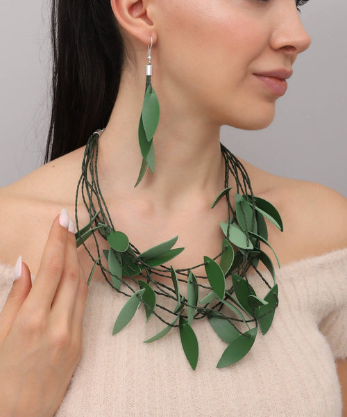 Leather Leaf jewelry set: Green