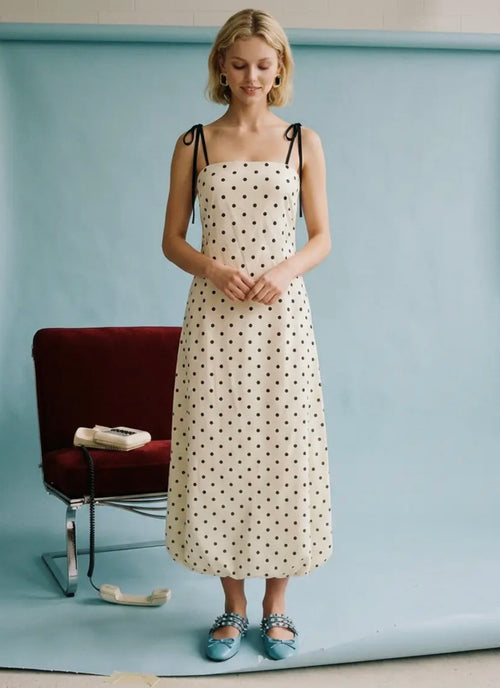 Breezy Dots