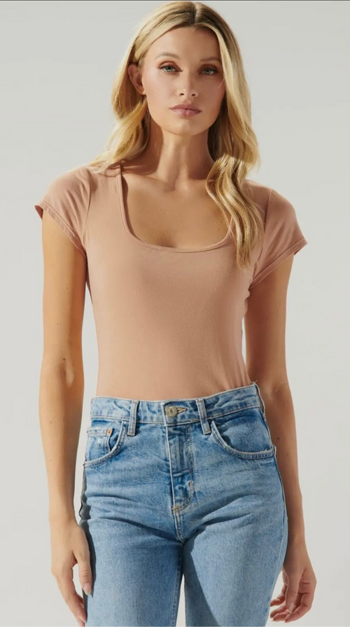 All For You Square Neck Tee Jersey
Knit Top