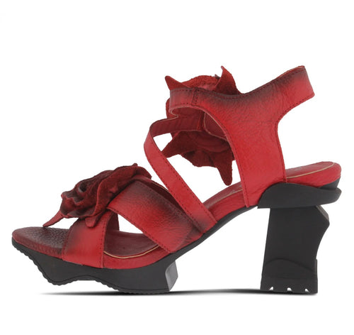 L'ARTISTE SHELLY ANKLE
STRAP SANDAL