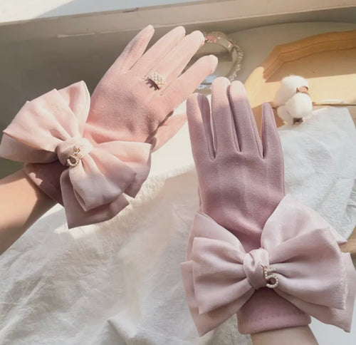 Oversized Organza Bow Gloves