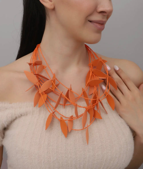 • Handmade Leather Leaf Women Necklace and Earrings Set.