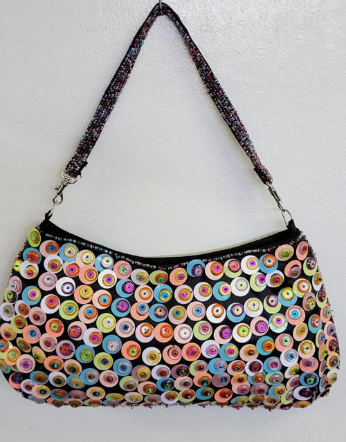 Button Clutch