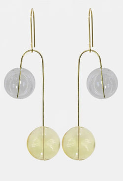 Glass Balance Gold