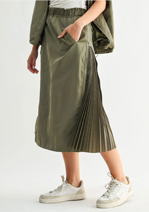 JELANI SKIRT WITH PLEATED
ZIPPER SIDES