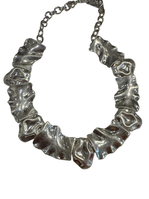 Wavy Chocker