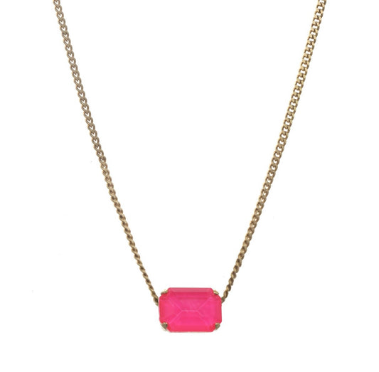 Rubin  necklace in electric pink
