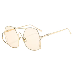Audacious Oval Sunglasses: Champagne