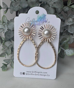 Sunkissed Pearls