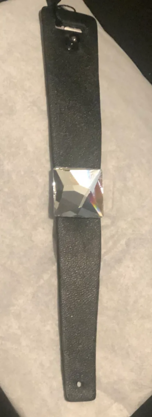 Cuff bracelet with Swarkovski Crystal